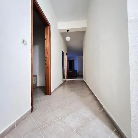 Apartment Ronaldo